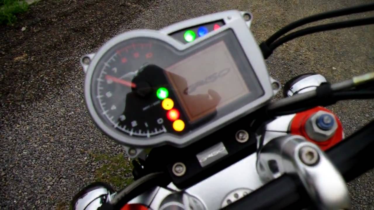 MOTO GUZZI Griso 1100 with Mistral silencer