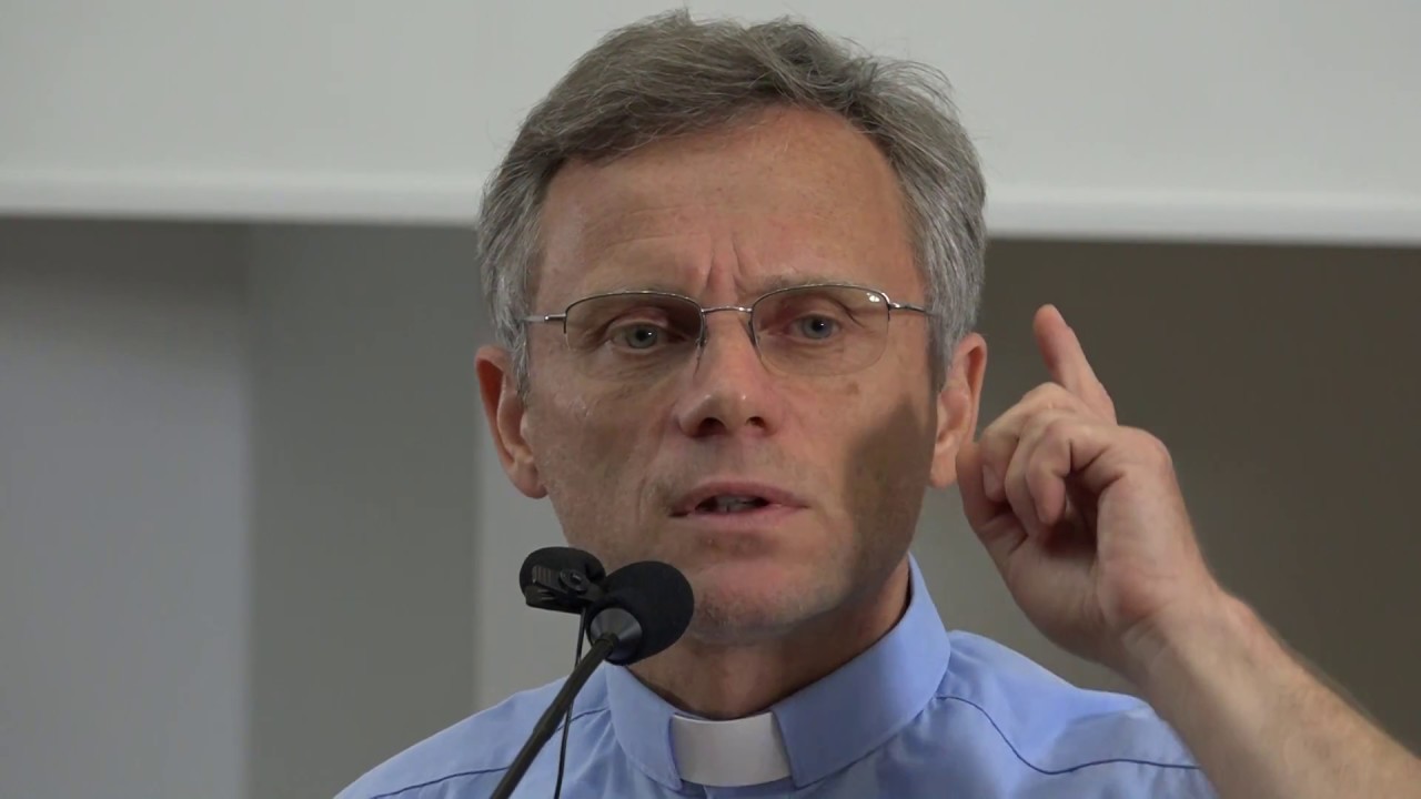 Moc światłości zwycięża moce ciemności - ks. Andrzej Trojanowski TChr