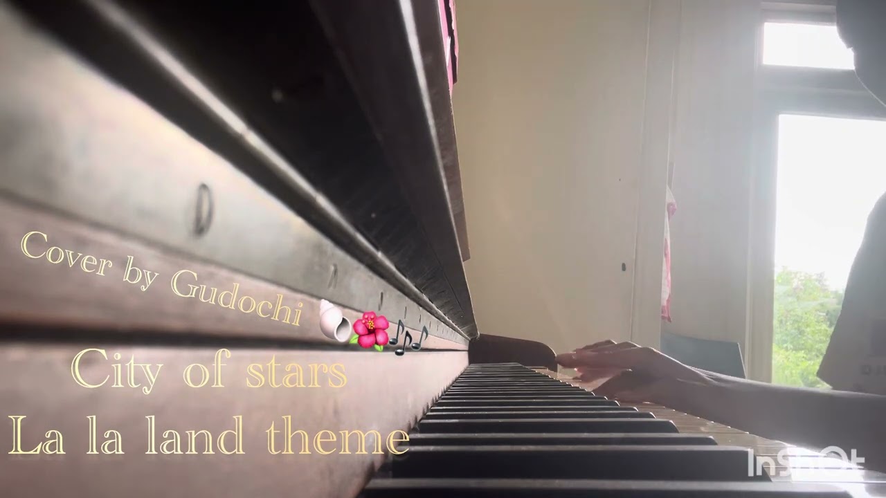 {piano cover} City of stars la la land them 🐚💐🎶.     (First vid pls support 🤓)