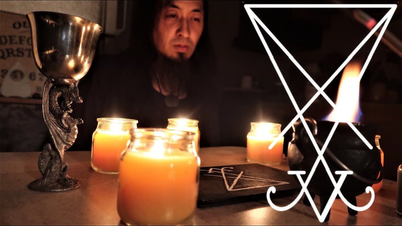 RITUAL OFFERING TO LUCIFER (THE SIRIAN STARSEED)THE LIGHT BRINGER I LIT THE WITCHES CAULDRON ON FIRE