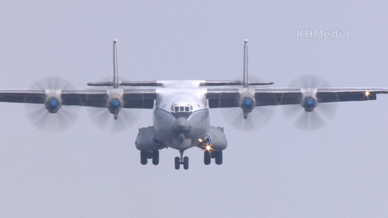 посадка Ан-22 Антей RF-09309