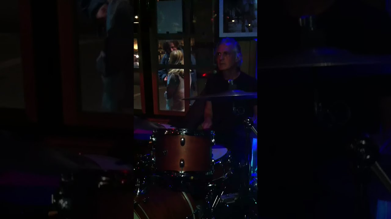 Rob Strong, Anton Morelli & Niall Power - The Thrill Is Gone