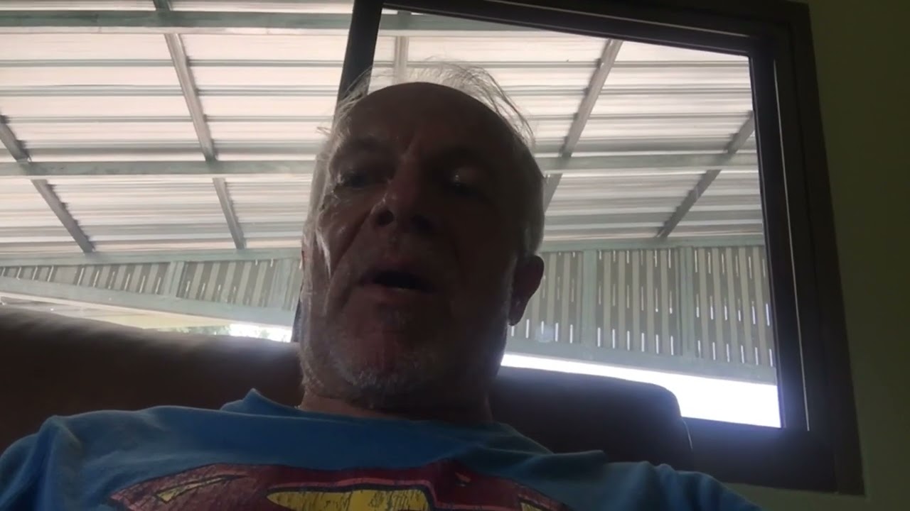 Thailand ausgewandert, leben im Isaan, Einfahrt und Parkplatz