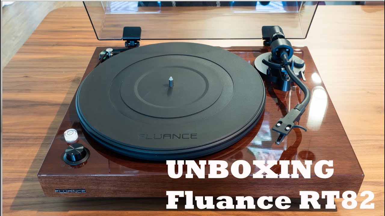 Unboxing and setup of Fluance RT82 turntable