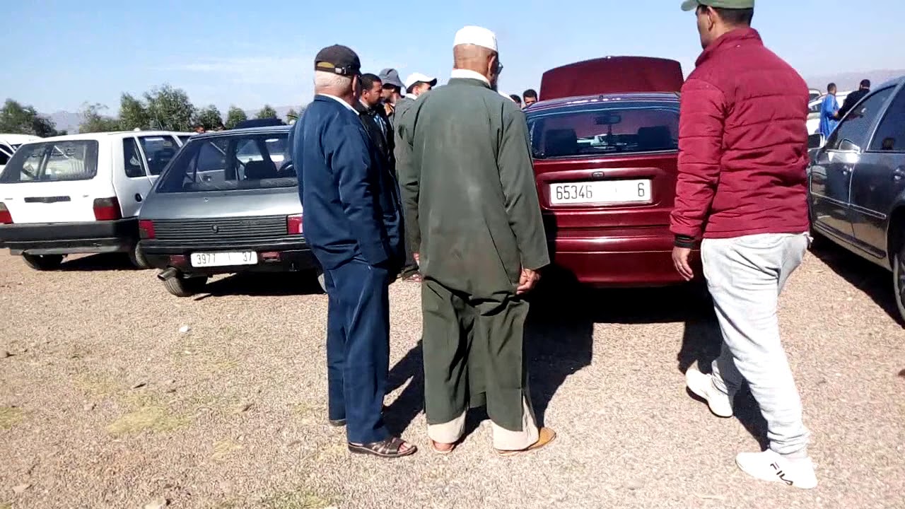 السوق الأسبوعي للسيارات المستعملة جماعة إسن هوارة (إقليم ترودانت)