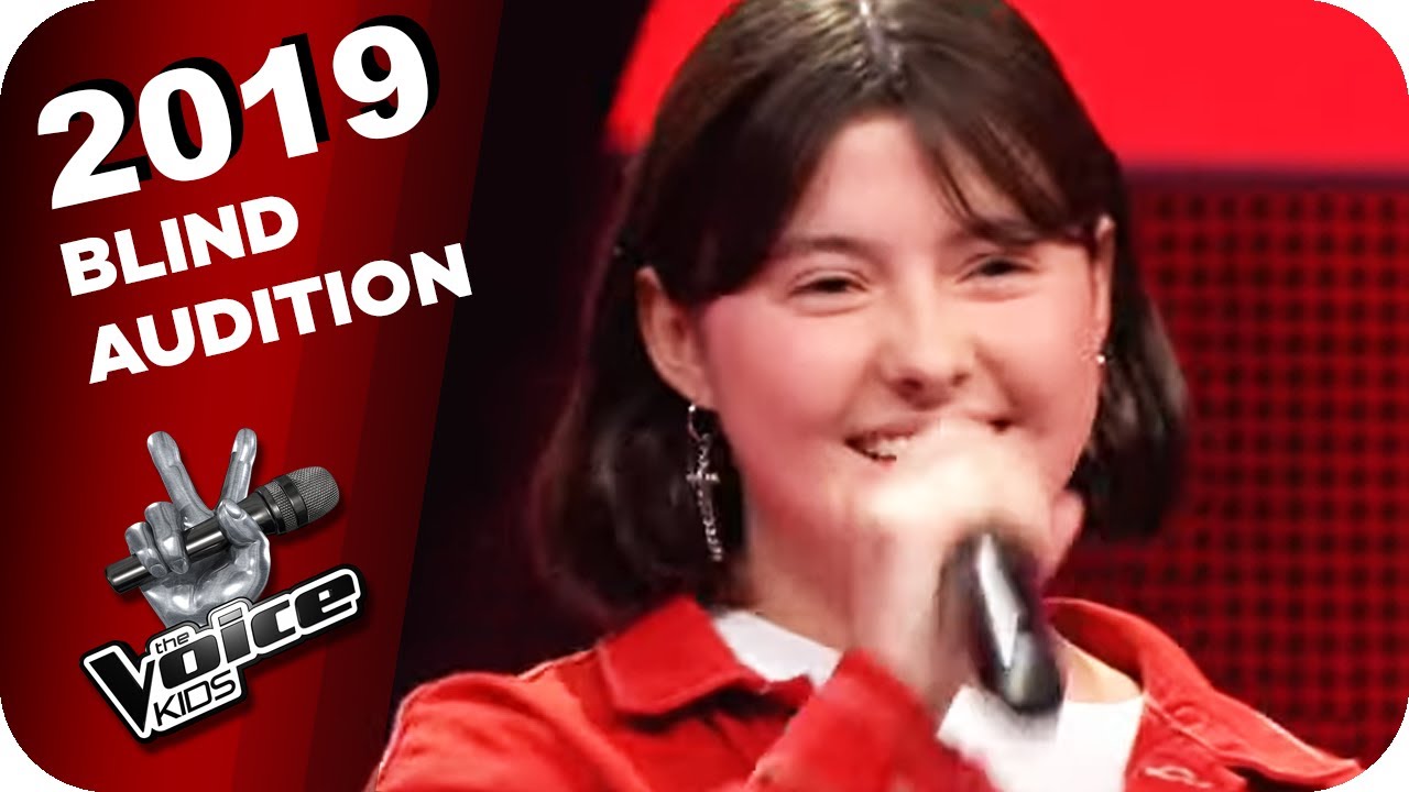 BTS - The Truth Untold (Evelyne) | The Voice Kids 2019 | Blind Auditions | SAT.1