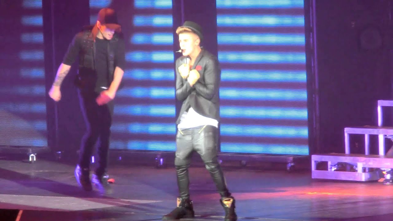 Justin Bieber Believe-Tour Germany O2-World Hamburg 02.04.2013 - She Don't Like The Lights