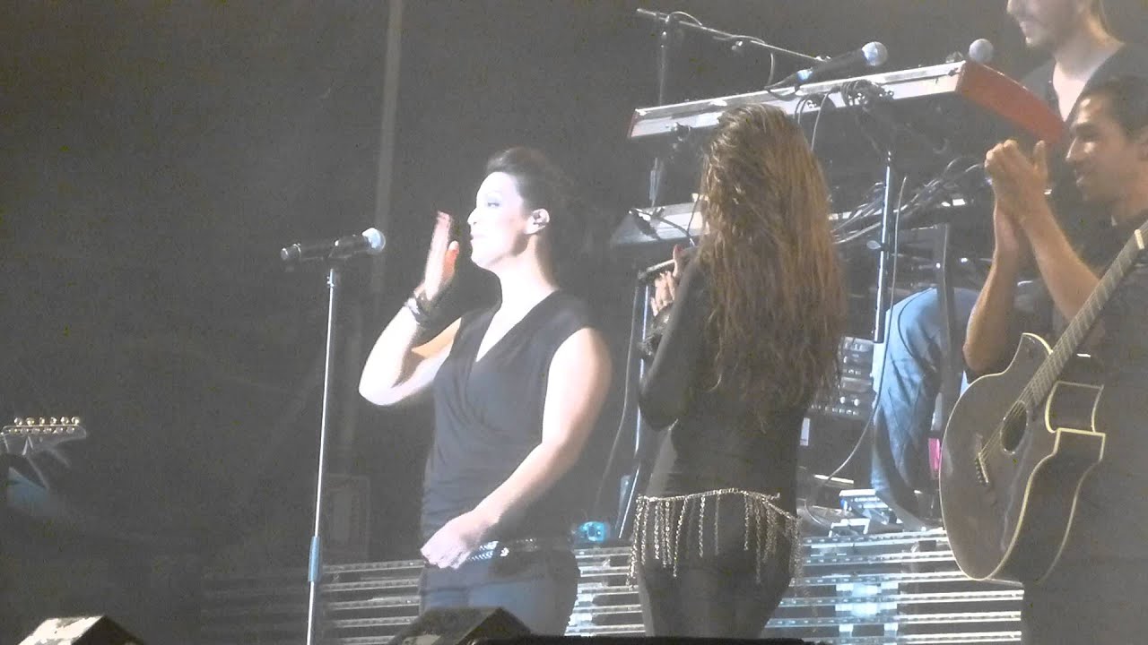 Malú - presentación de la banda - Gandía 24.08.13 Fin de Gira Guerra Fría