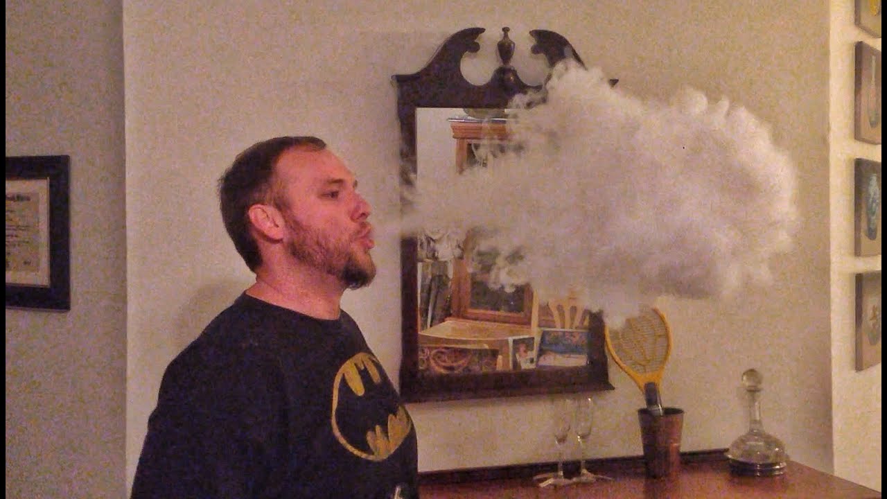 E-Cigarette Huge Vapor Clouds