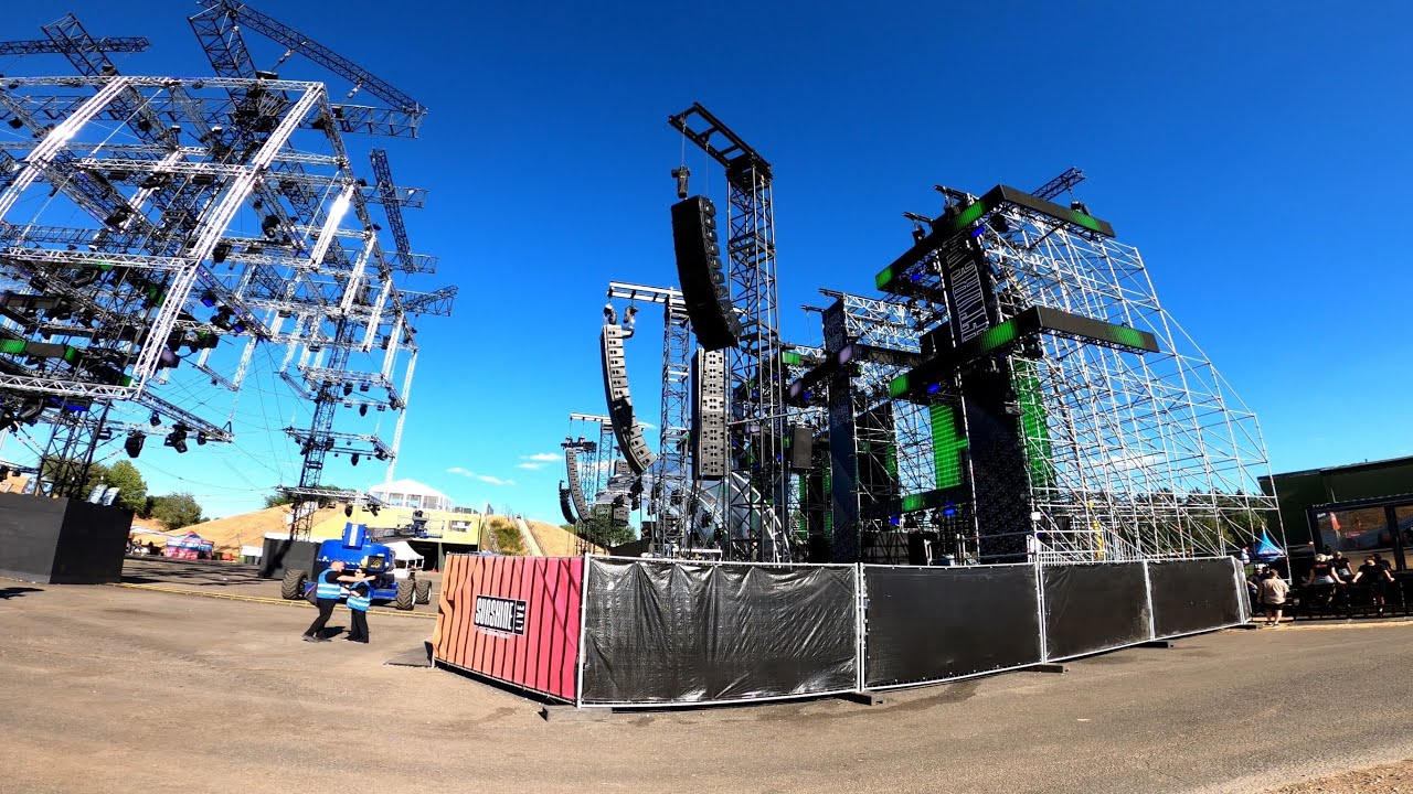 L-Acoustics sound system auf der Nature One operaten - Auftrag Sound 21