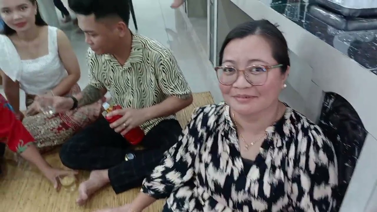 YB DATO AARON Bersama Isteri Dijemput Pengerami Pindah Rumah{Mangkong Tiang} Rh Dr Catherine Ak Ugap