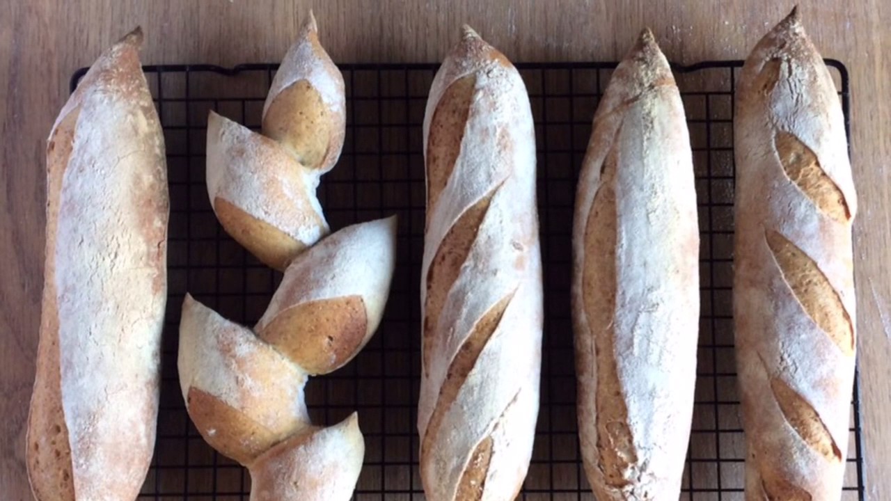 21: How to slash a loaf of bread with a Grignette Part 2 - Bake with Jack