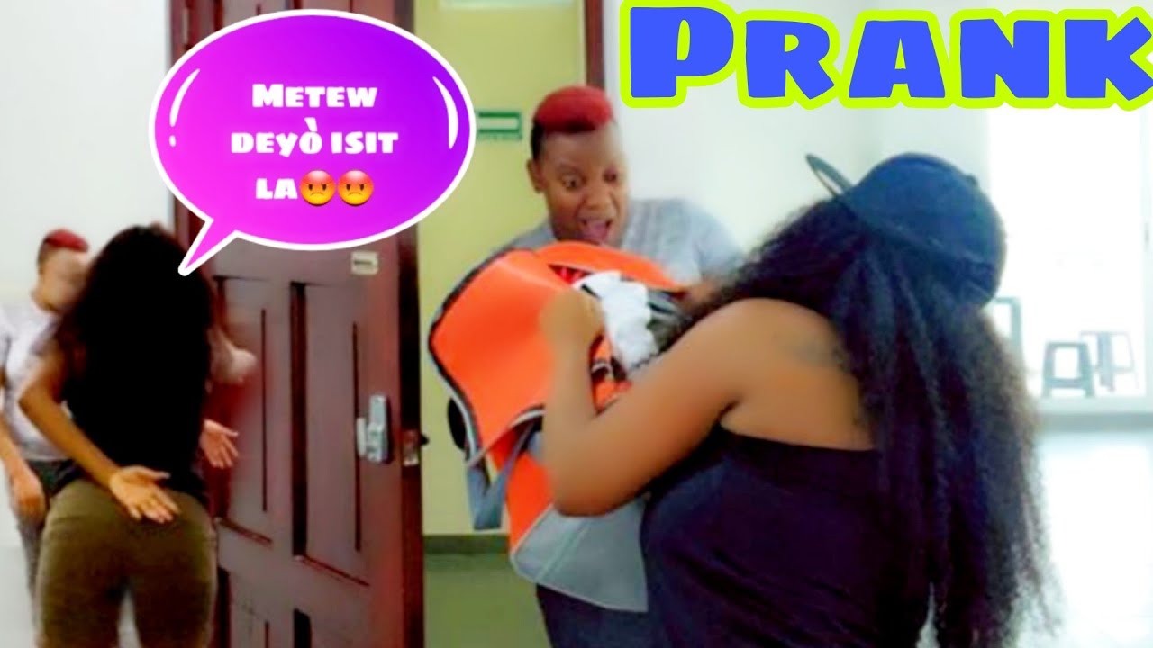 Mwen mete Mickley deyò | Prank