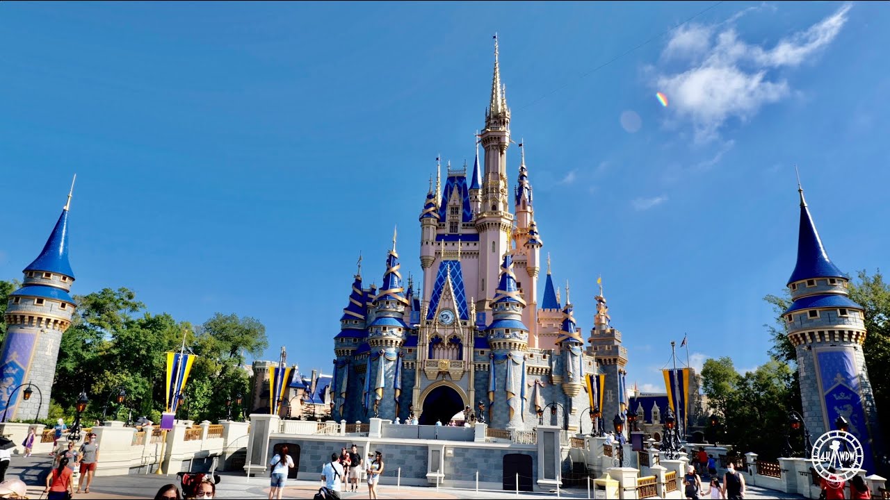 Magic Kingdom Early Morning Walkthrough Experience in 4K | Walt Disney World Orlando Florida 2021