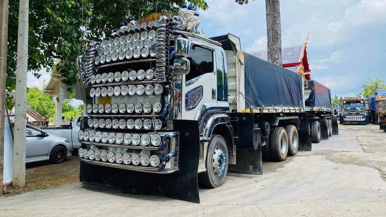 เริ่มขบวนได้ ปลายทางวัดหนองจักร Dump Truck