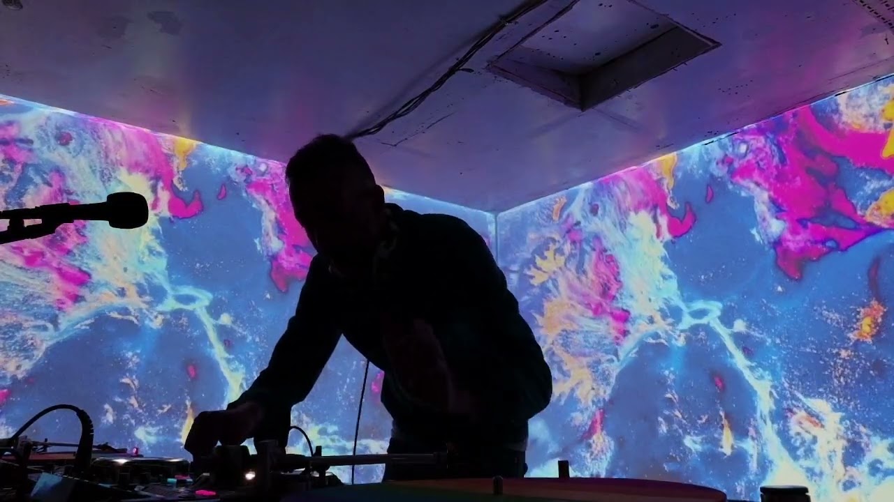 Detanked / Javi Tanke 001