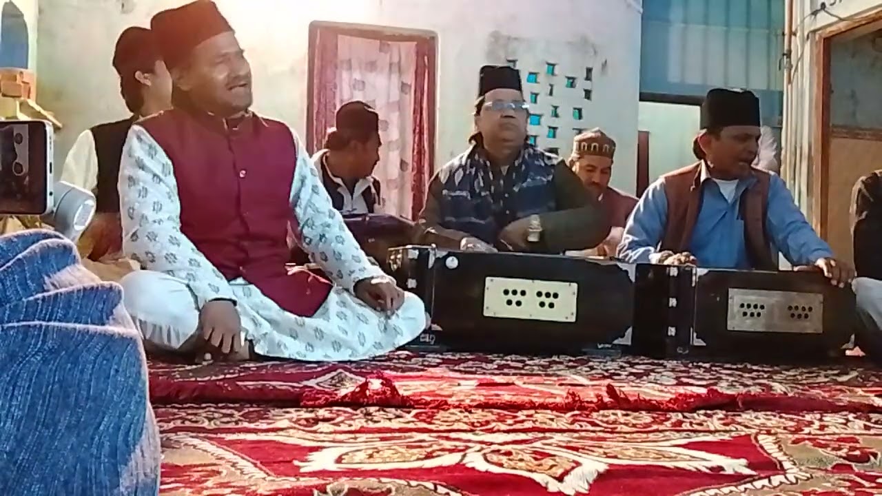 Mohtaj e karam hu main by shamsuddin hasan qavval 🌸