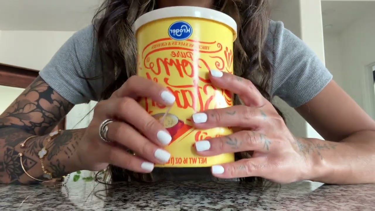ASMR Fast Tapping & Scratching Random Items *soft-spoken*  [Ashley's CV]