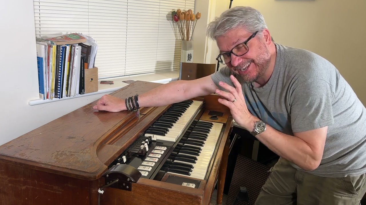 Theres a Hammond M3 in my studio!