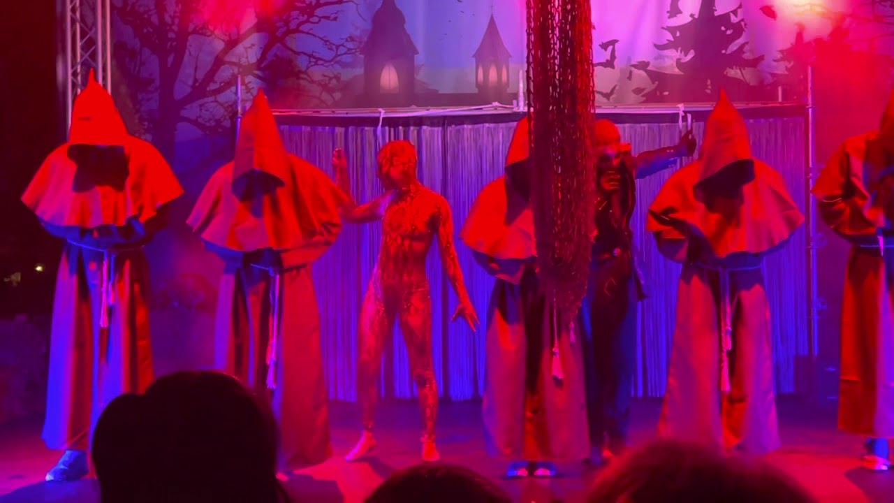 Événement de première novembre de Halloween walibi Rhône-Alpes