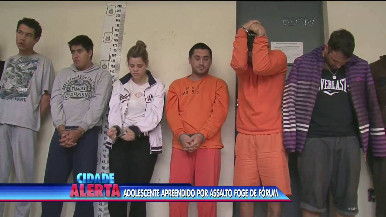 Adolescente foge durante audiência no Fórum de Blumenau