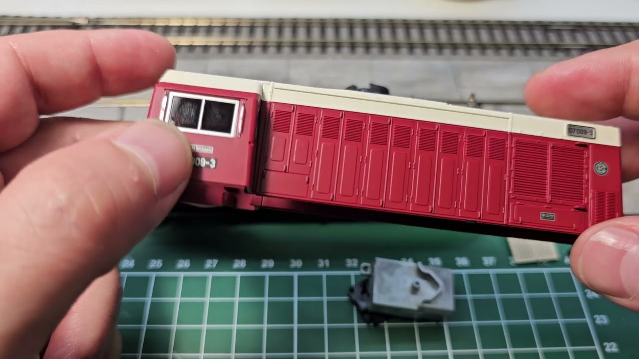 Umbau meiner Piko BR107 Hektor auf Zimo MS450 mit Henningsound Teil 1