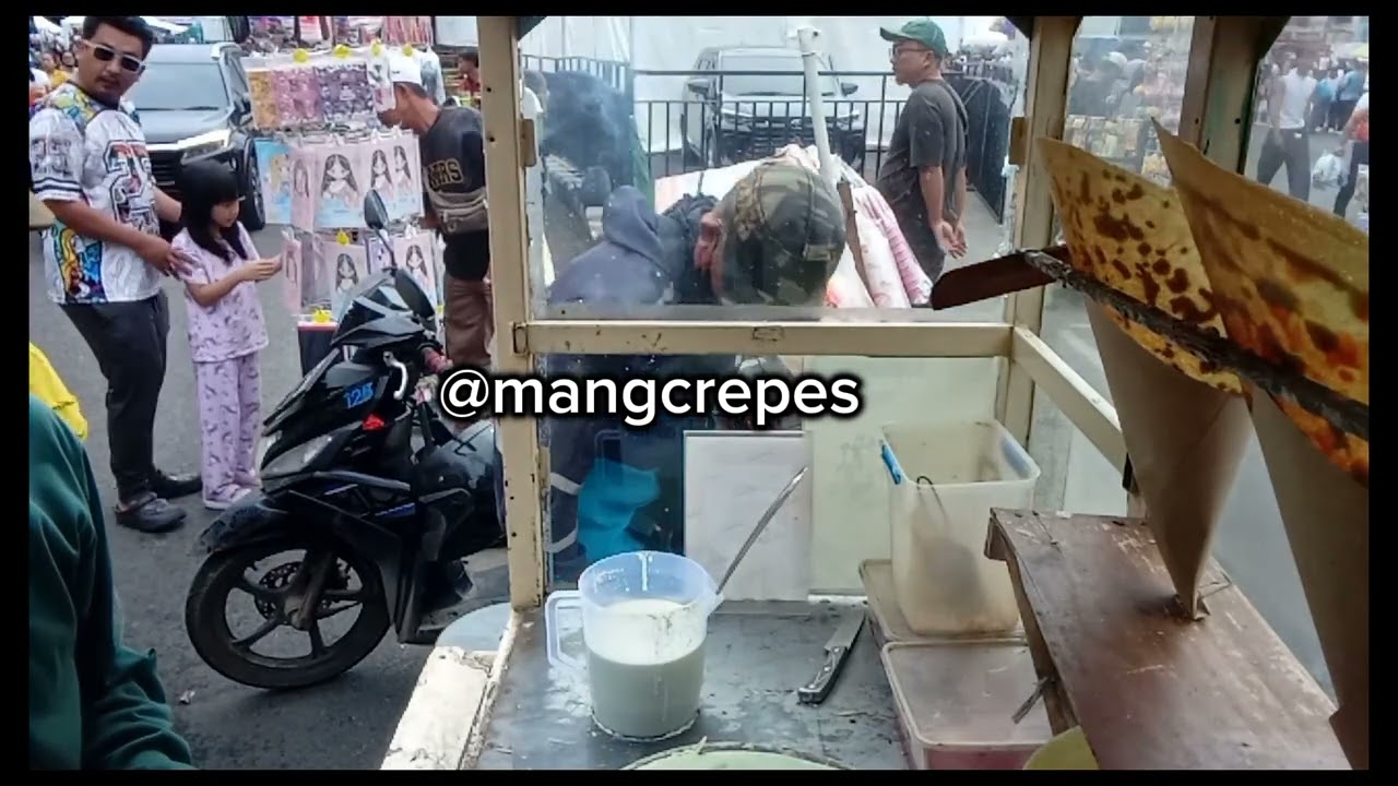 Acara jalan sehat di tugu Adipura,di meriahkan oleh bank lampung Minggu pagi ini