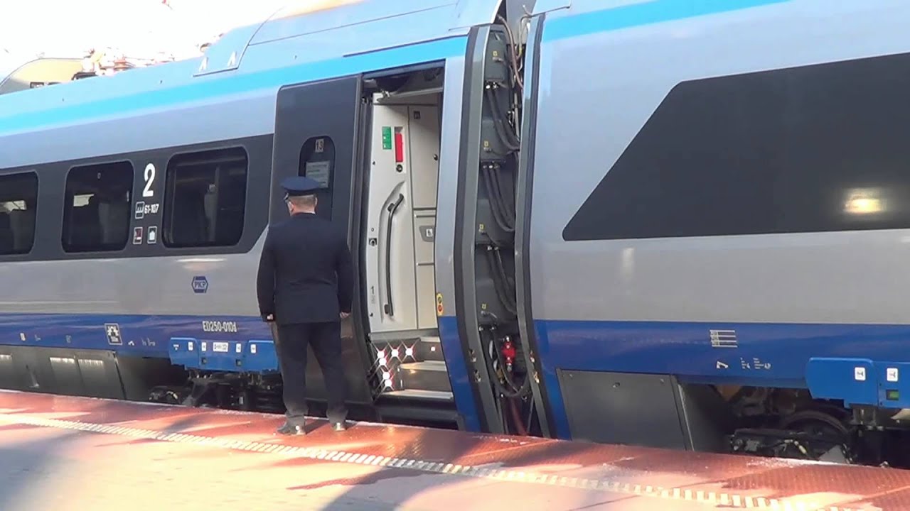 PENDOLINO i Dworzec Kolejowy MALBORK  28.12. 2014.  movie