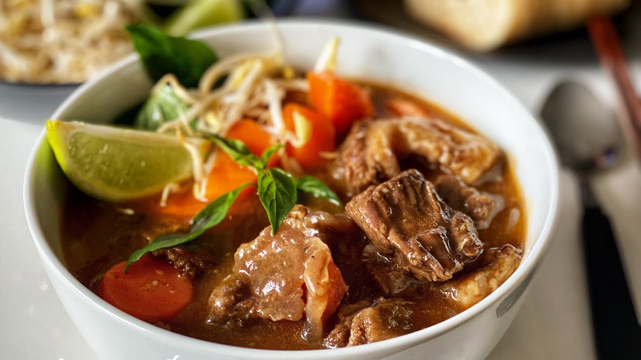 BÒ KHO. HỦ TIẾU BÒ KHO. The BEST Vietnamese BEEF STEW .#vietnamesefood #slowcookbeef #beeftender