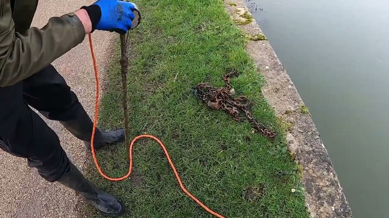 Valentine’s Day short magnet fish with my wife!! 