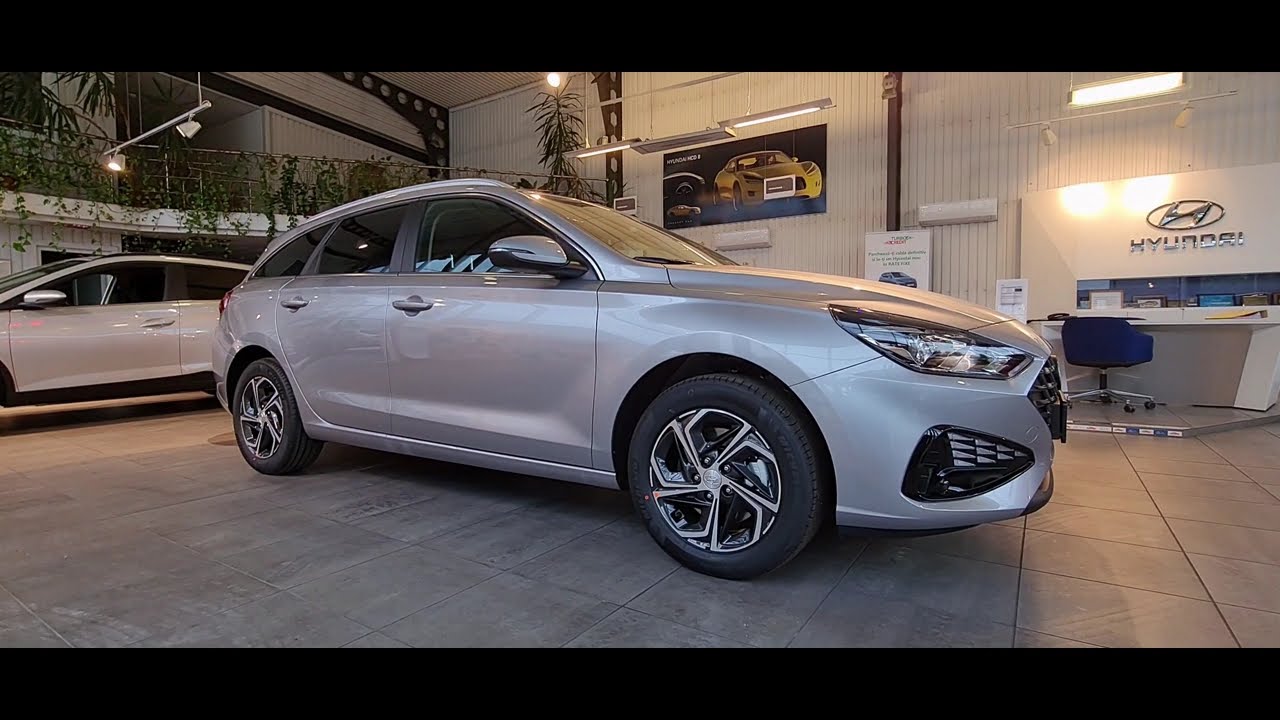 #47 HYUNDAI i30 WAGON HIGHWAY - prezentare interior - Showroom virtual Hyundai Carbenta