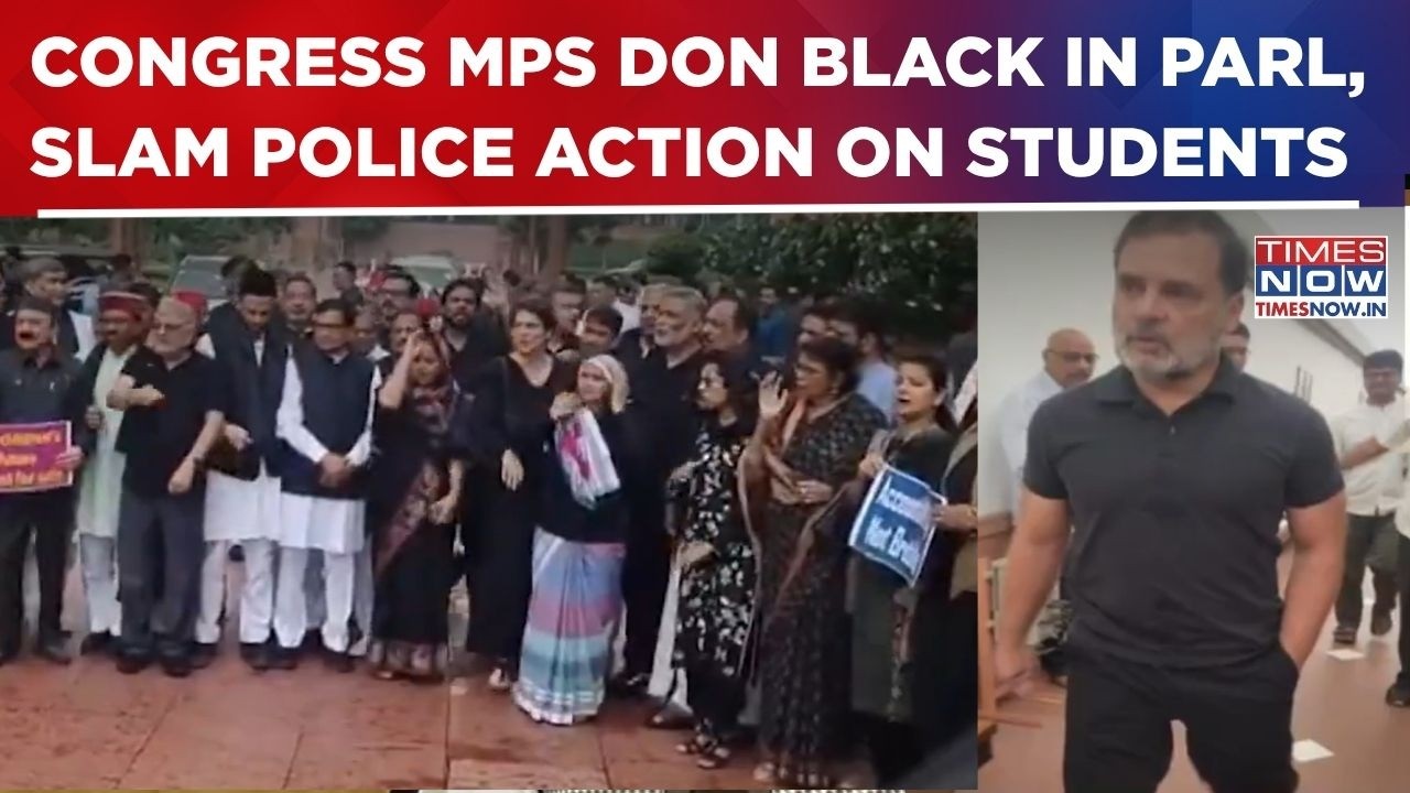 Congress Stages Black Protest In Parliament Over Students' Agitation, Targets Centre's Response