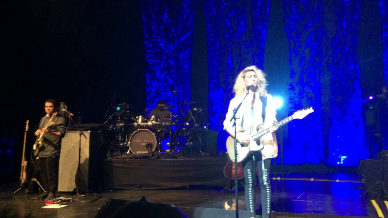 All In My Head, Dear No One - Tori Kelly in Minneapolis MN at Northrop Auditorium