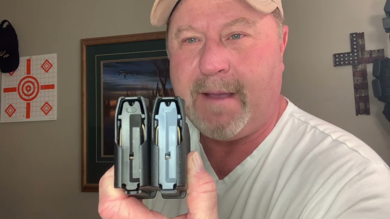 The difference between 556 and 300 blackout magazine #shorts #johntubiolo