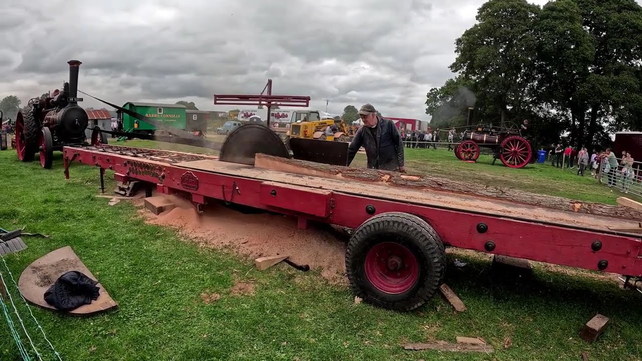 Moynalty Steam Threshing 2025 Steam Engines & Tractors