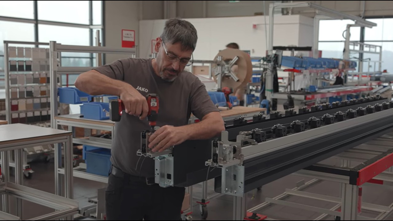 Insights in die WAREMA Produktion in Wertheim