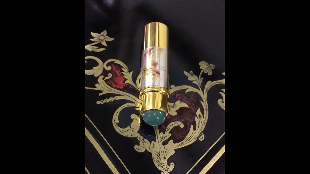 les essentiels de luxe les plus chers au monde parfums rares