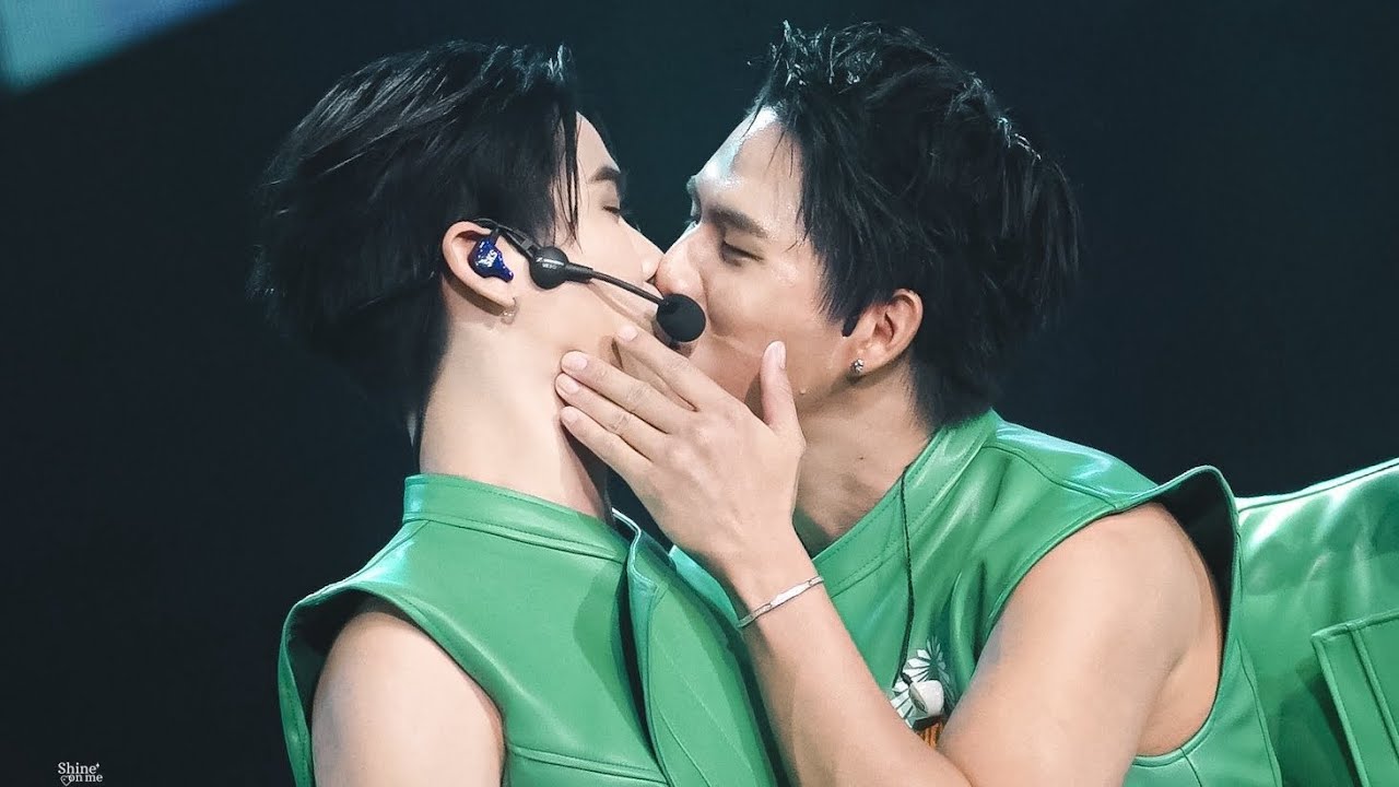 WinnySatang actually KISSED 🌈