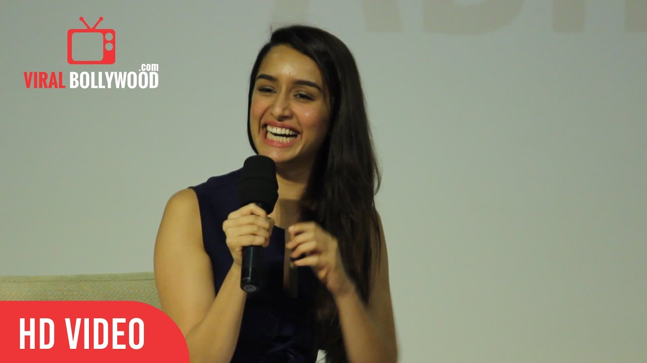 Exclusive : Shraddha Kapoor Funny Moment With IIT Students | ViralBollywood