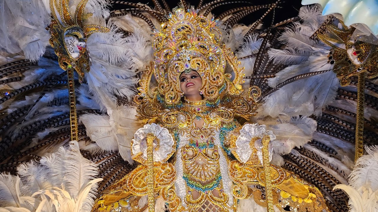 Despedida magistral. Calle Arriba de Capira 2025