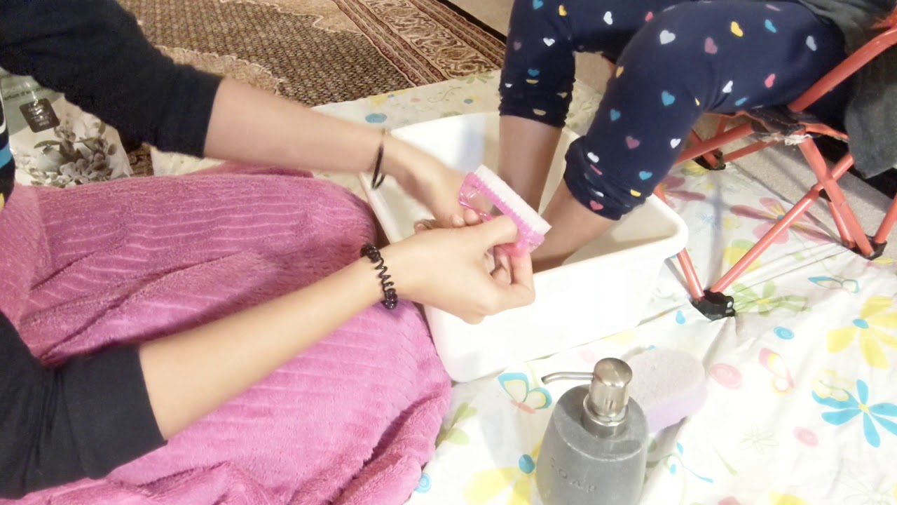 Kids Pedicure at Home || Simple & Easy || DIY Video || For Kids and Moms