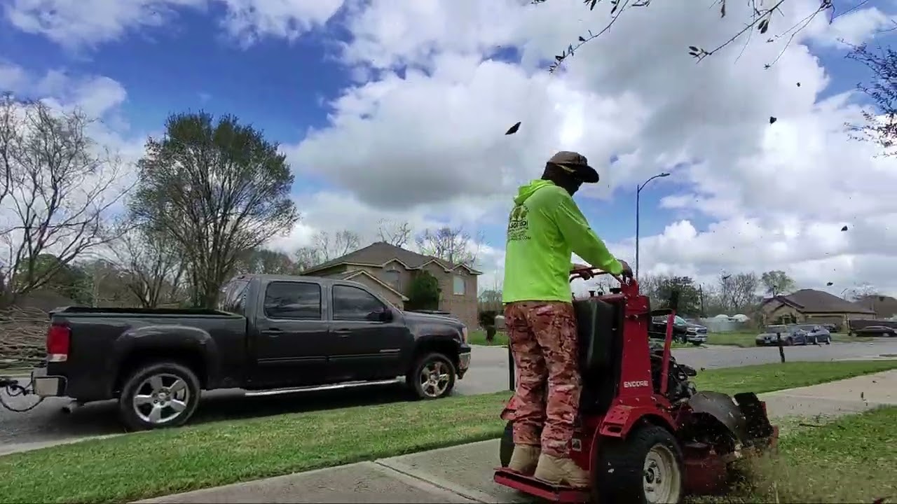 Lawn Mowing Houston Videos  2