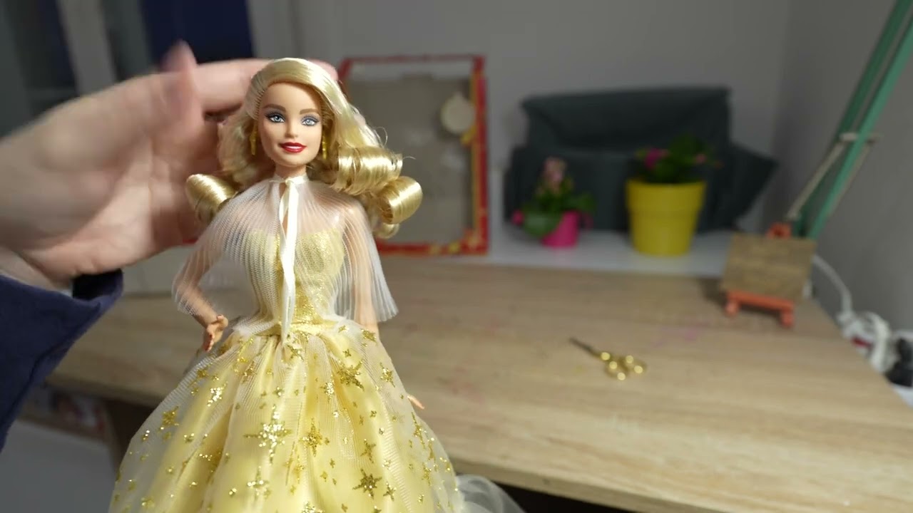 2023 Holiday Barbie unboxing - 35th Anniversary doll
