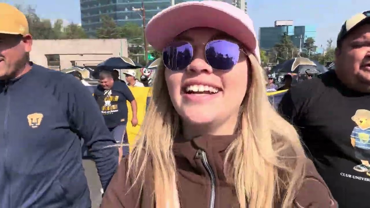 Caravana REBEL 28 AÑOS 💙💛 | Empate Pumas vs Leon | EL VLOG DE OS Y YEYÉ 😂