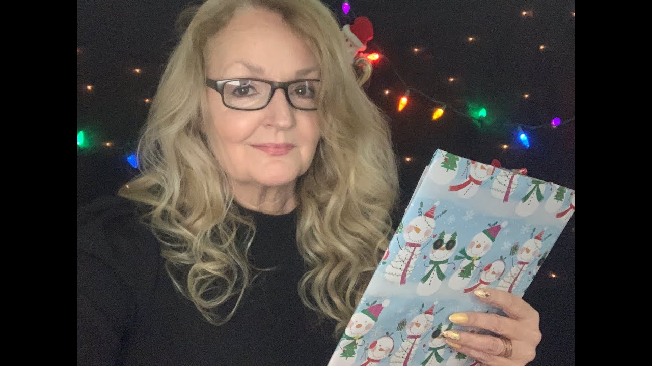 ASMR Weird & Strange Christmas Facts About Your Zodiac Sign 🎄🎅🏼 Whispered