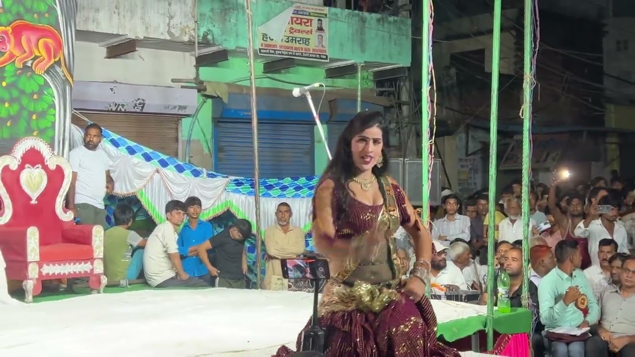 दिल धड़काने वाला डांस कवर | [meri gotedar chunri manga de) #dance 
