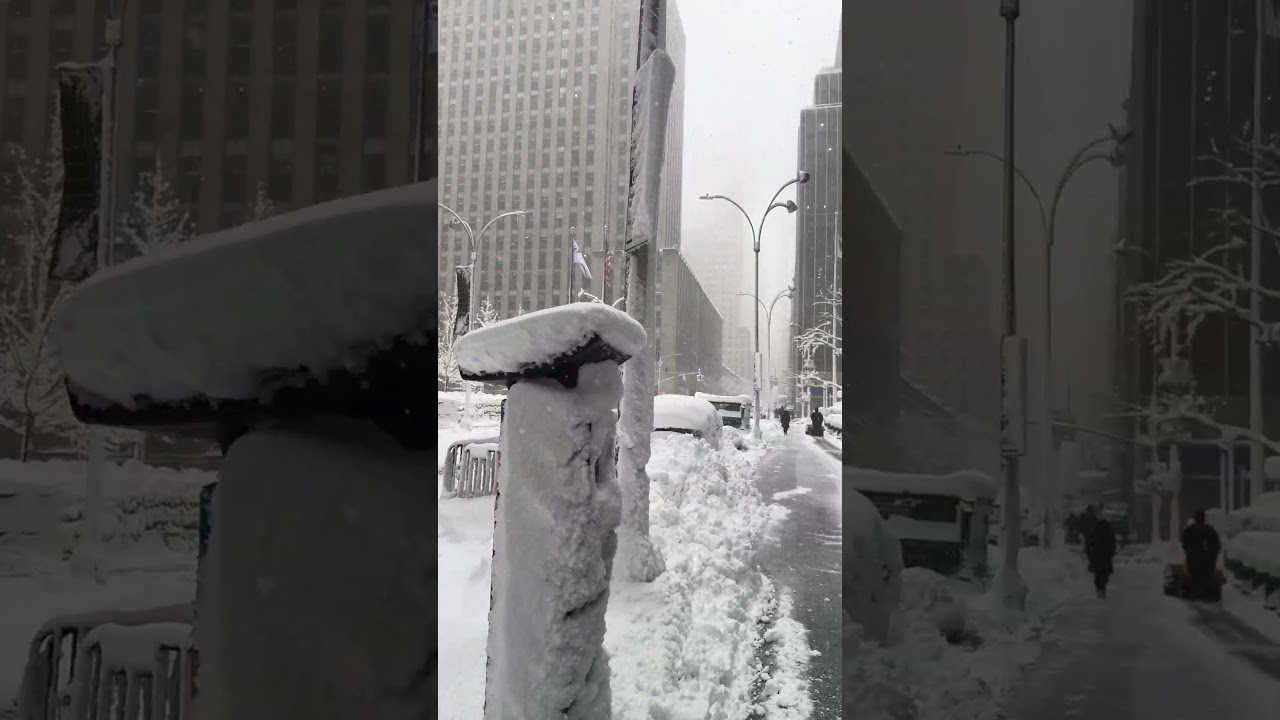 Walking Through a Powerful Blizzard in New York City (4K Snowstorm) #nycnight #snow #exploreny