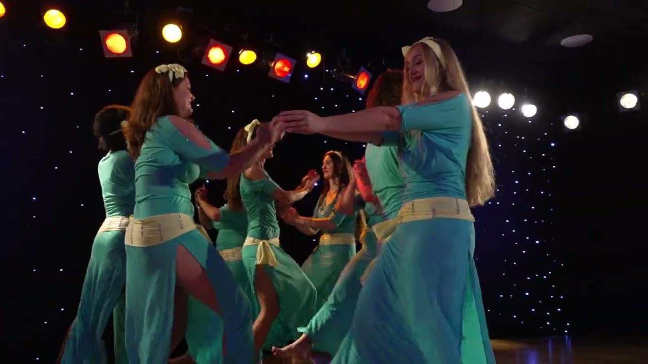 Gala de danse orientale 2024 - groupe inter/avancés [DANSE ORIENTALE LYON] par Soraya Saadi