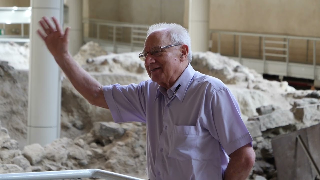 Akrotiri - Santorini | Professor Ntoumas