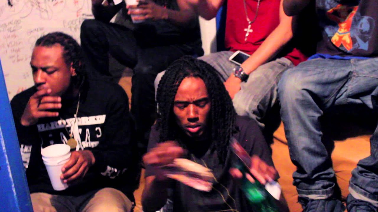 OOCHIE (SB) - TURN DOWN FOR WAT (@itzoochiebabe) PRODUCE BY @YOUNGCLIPKER